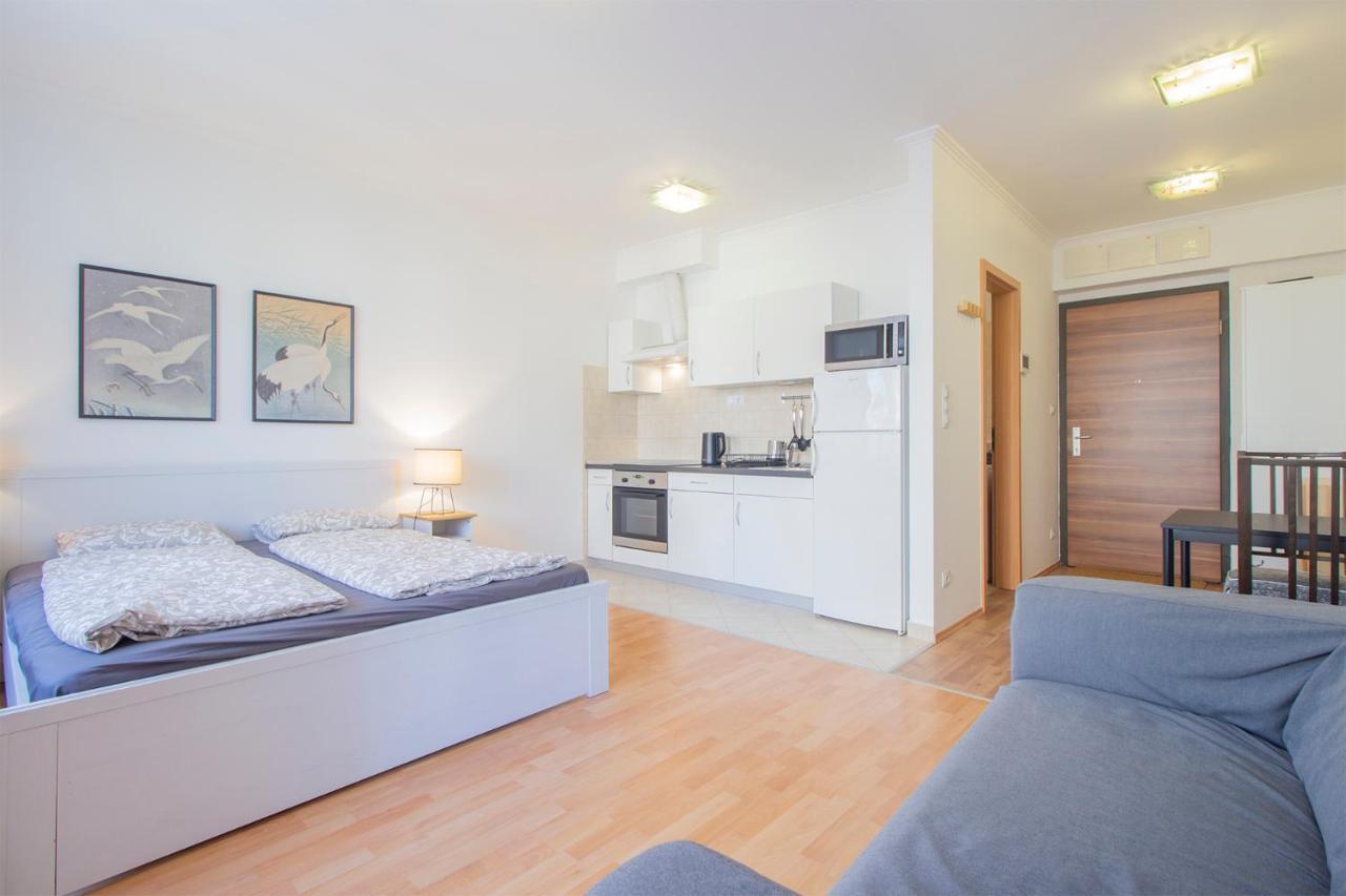 Corvin Modern Studio With Ac, Parking Apartment Budapest Exterior photo